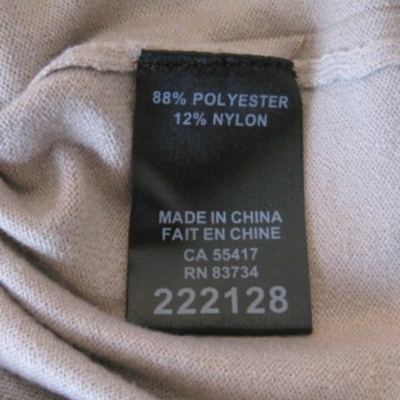 Carré Noir Abstract Face Knit Top - Picture 5 of 8